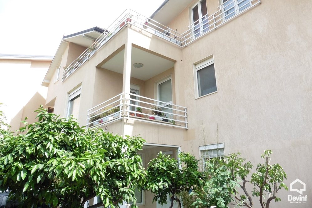 Tirane Qera Apartament 4+1+G Apartament ne vile mbrapa Ambasades Amerikane kat vile apartament papafingo