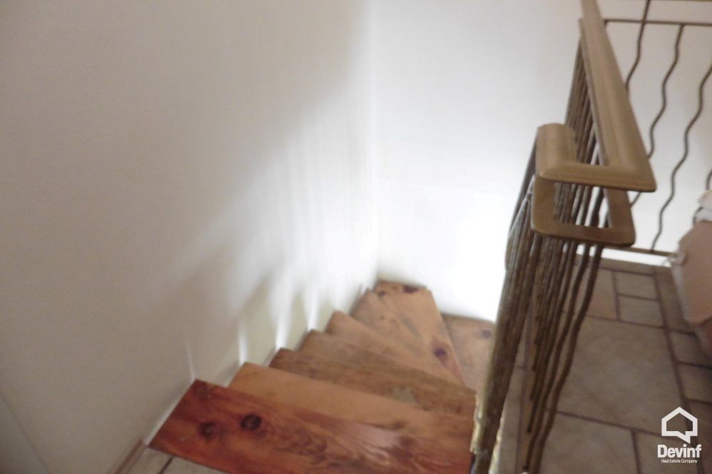 Tirane Qera Apartament 4+1+G Apartament ne vile mbrapa Ambasades Amerikane kat vile apartament papafingo