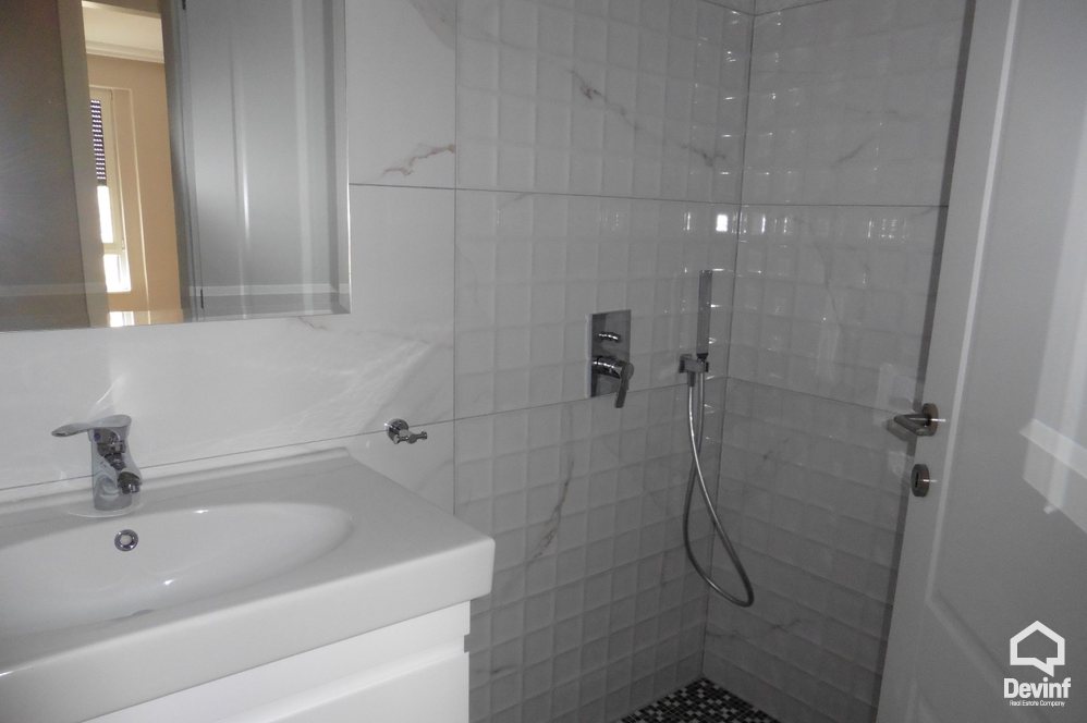 Tirane Qera Apartament 2+1+A Rruga Myslym Shyri apartament zyre