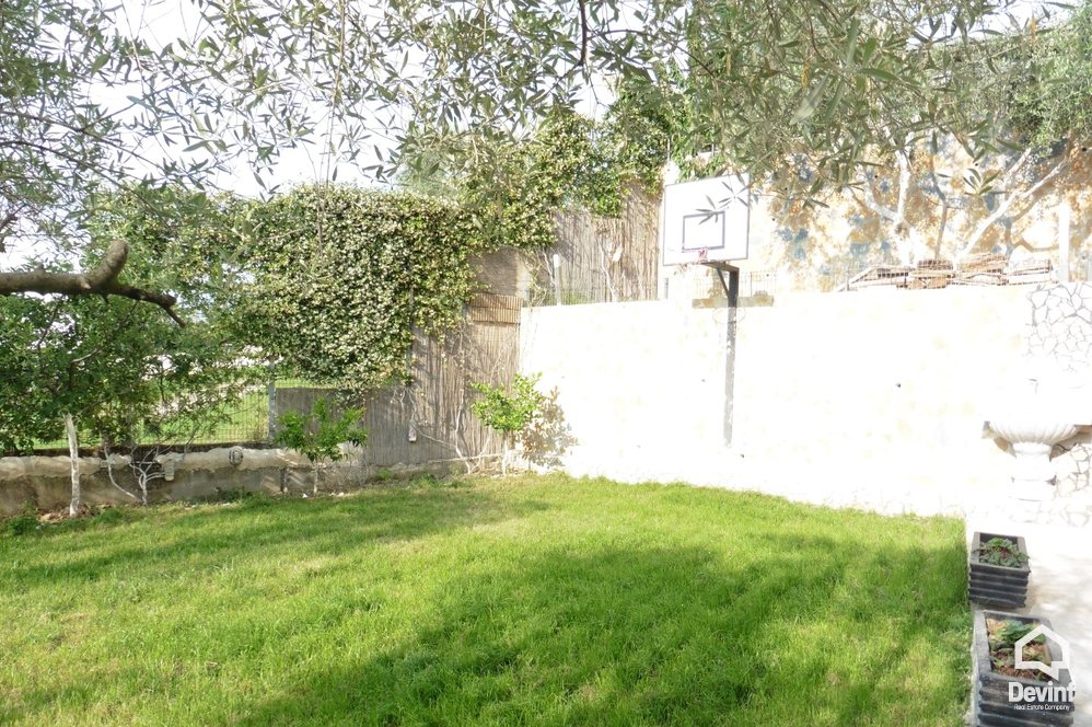 Tirane Qera Vile Me shume se 4 dhoma Vile ne zonen e Kodrave te Liqenit te Tiranes apartament