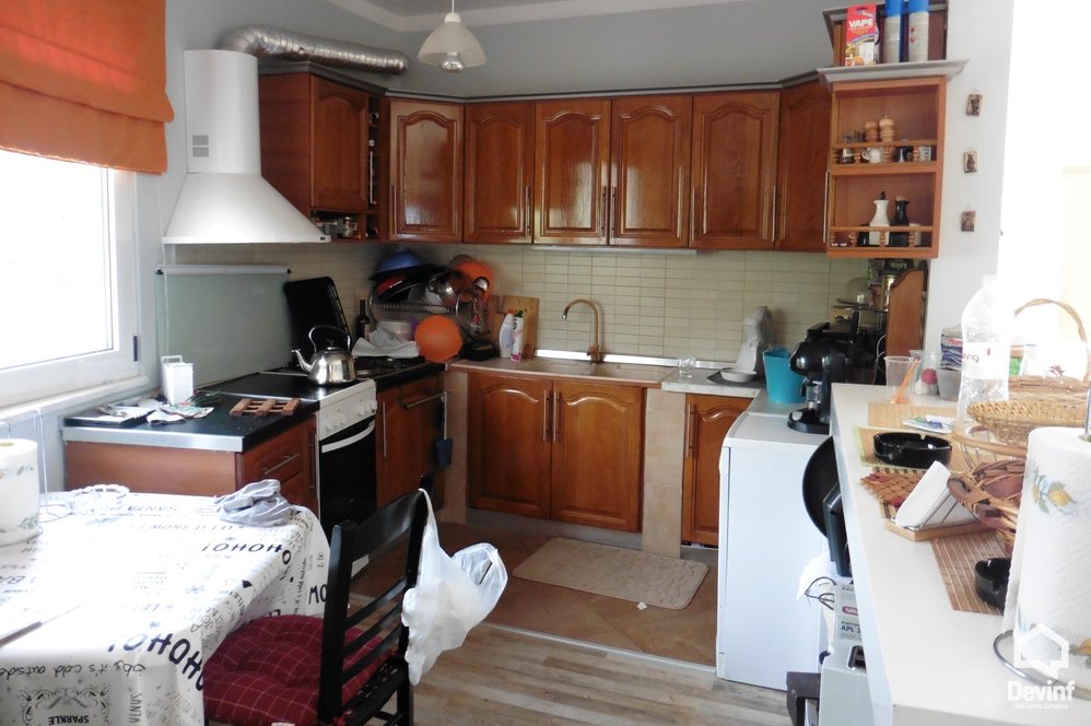 Tirane Qera Vile Me shume se 4 dhoma Vile ne zonen e Kodrave te Liqenit te Tiranes apartament