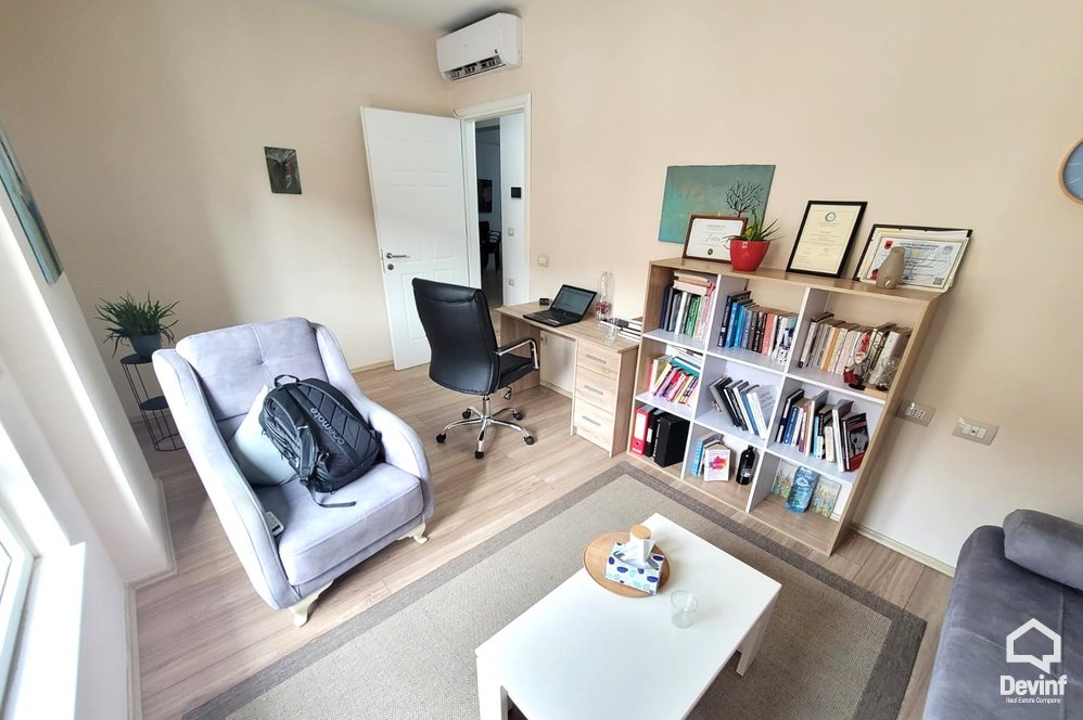 Tirane For Rent Apartment 2+1 Office in Myslym Shyri Street Office qender estetike klinike