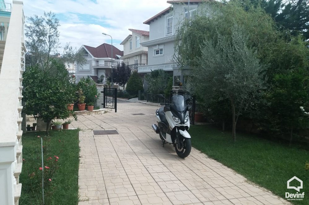 Tirane For Sale Villa Me shume se 4 dhoma Villa in a residential compound in Farka District Villa Residential Complex