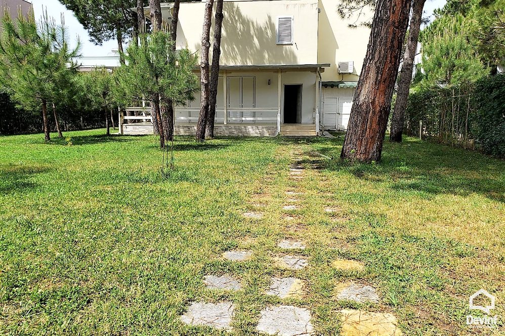 Durres For Sale Villa 3+1+G Lalezi Bay, in Durres Villa bregdet Residential Complex