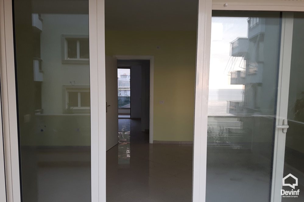 Vlore For Sale Apartment 2+1+A In the Coastal City of Vlora bregdet
