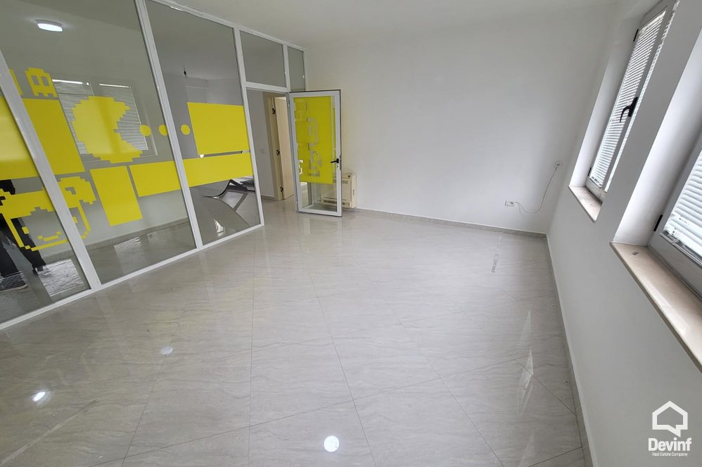 Tirane Qera Zyre 2+1+A Zyre ne qender te Tiranes apartament qender biznesi ndertese multifunksionale