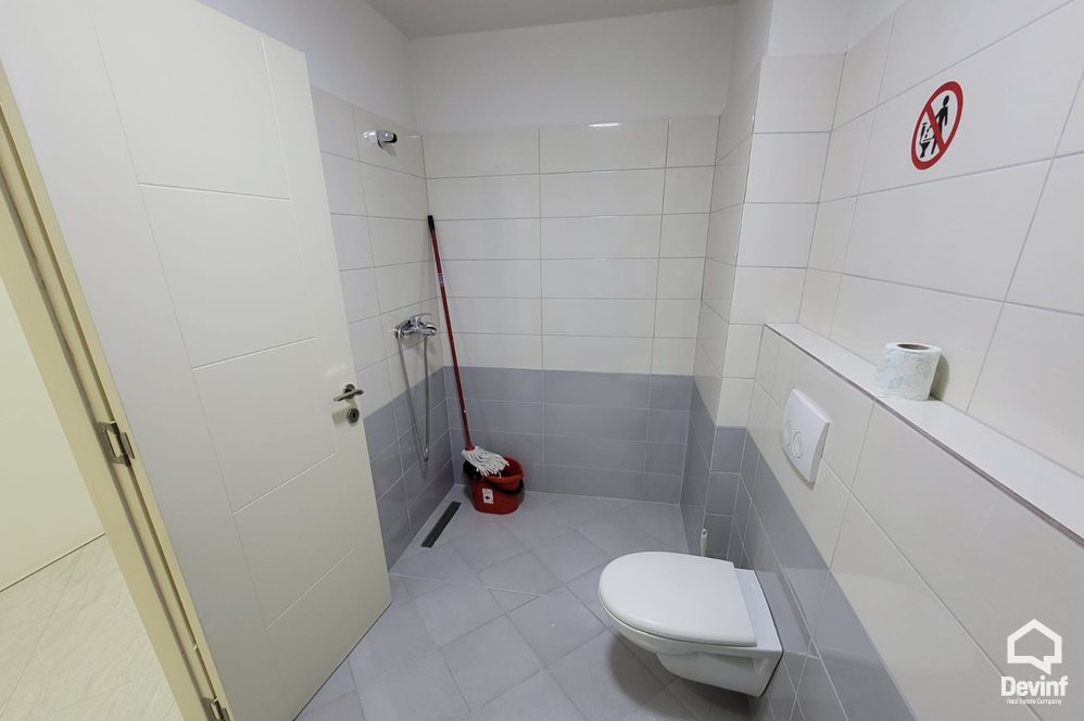Tirane Qera Zyre 2+1+A Zyre ne qender te Tiranes apartament qender biznesi ndertese multifunksionale
