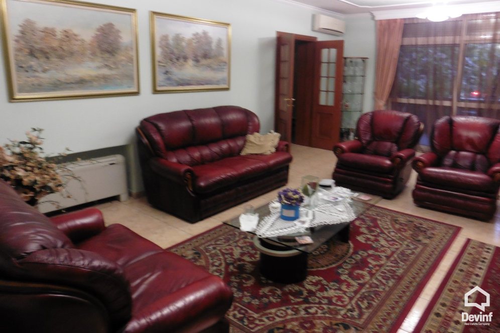 Tirane Shitje Apartament 3+1+G Prane ish Ekspozites Shqiperia Sot apartament