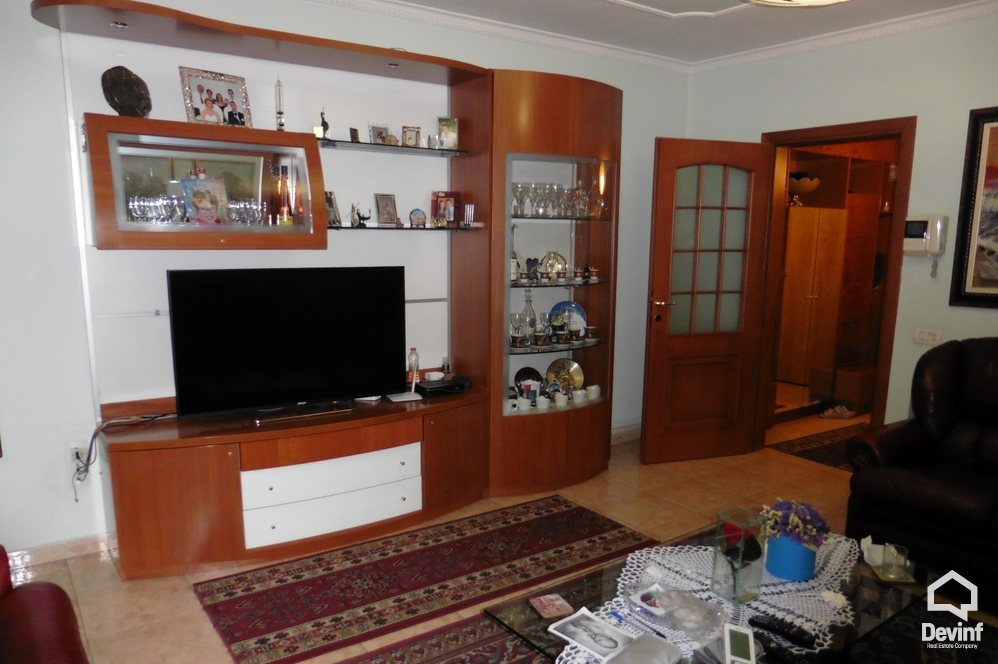 Tirane Shitje Apartament 3+1+G Prane ish Ekspozites Shqiperia Sot apartament