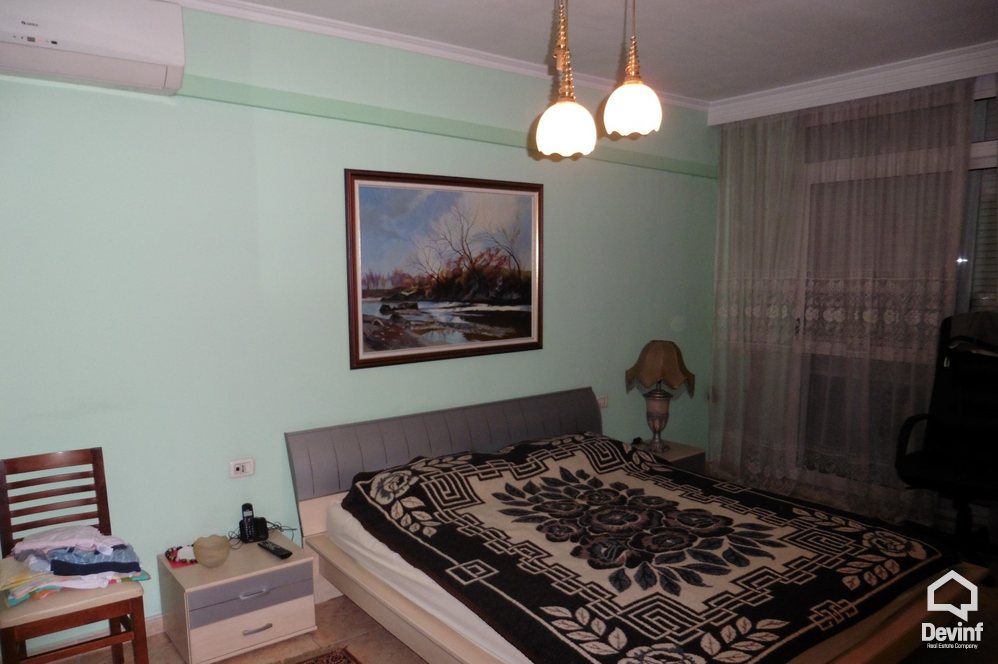 Tirane Shitje Apartament 3+1+G Prane ish Ekspozites Shqiperia Sot apartament