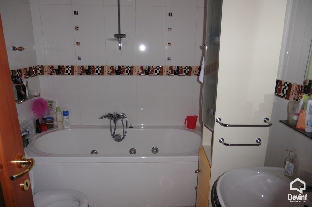 Tirane Shitje Apartament 3+1+G Prane ish Ekspozites Shqiperia Sot apartament