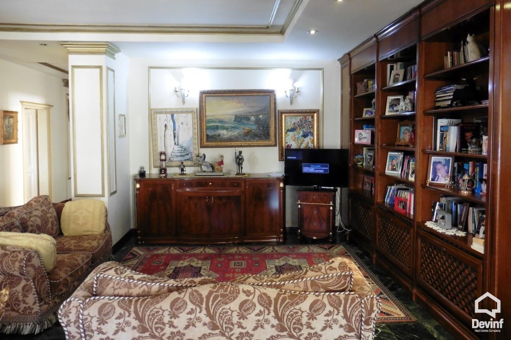 Tirane Qera Apartament 3+1+G Apartament ne zonen e Bllokut apartament