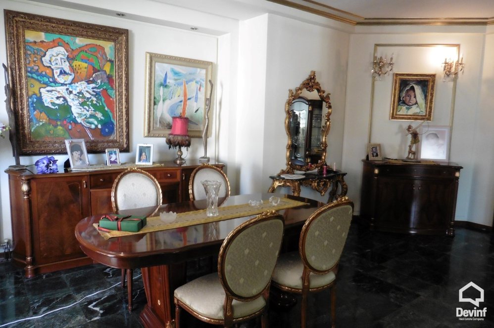 Tirane Qera Apartament 3+1+G Apartament ne zonen e Bllokut apartament