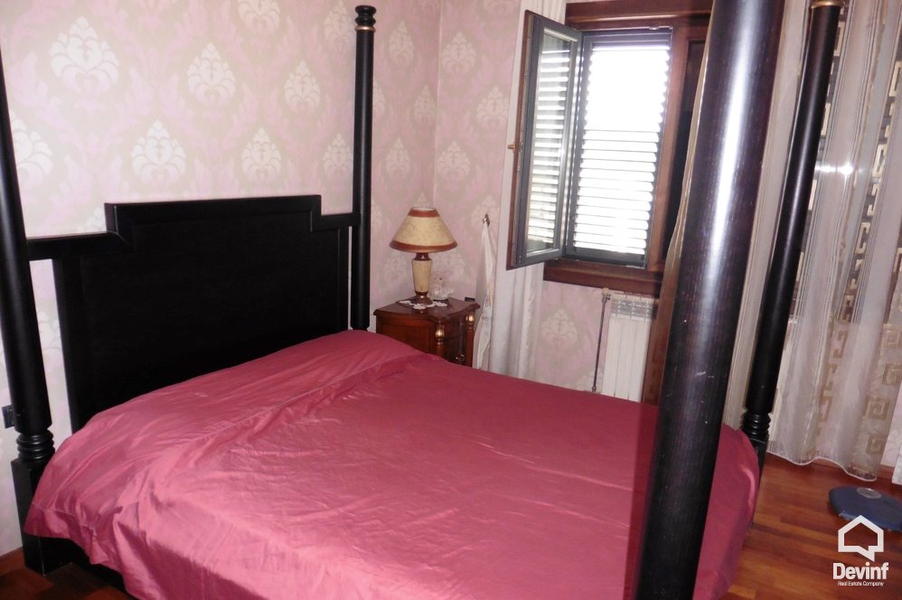 Tirane Qera Apartament 3+1+G Apartament ne zonen e Bllokut apartament