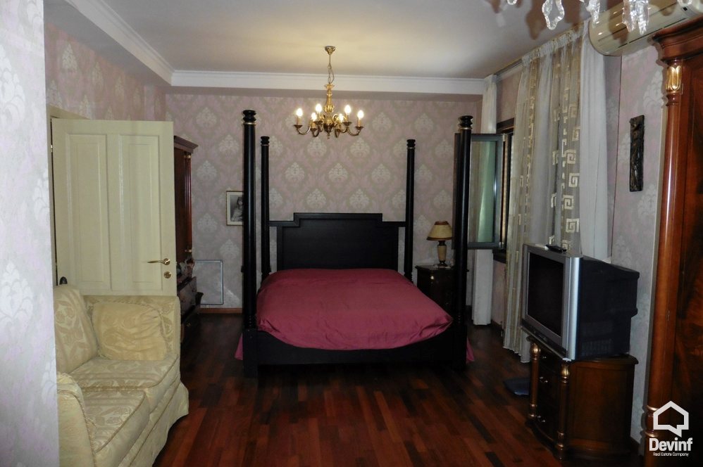 Tirane Qera Apartament 3+1+G Apartament ne zonen e Bllokut apartament