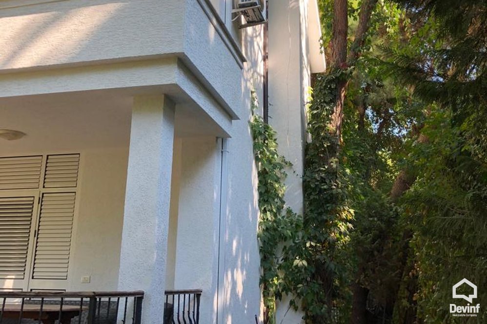Durres Shitje Vile 4+1+G Kompleks vilash ne Qerret bregdet kompleks rezidencial vile
