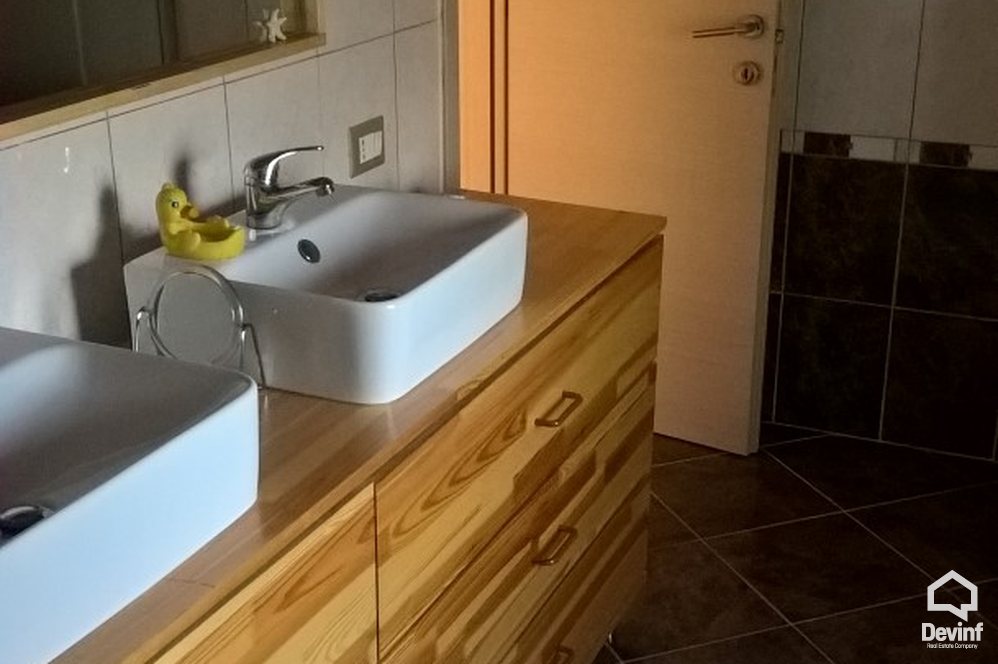 Tirane For Sale Houses 4+1+G Priske, Dajt turistike Booking/AirBnB shtepi