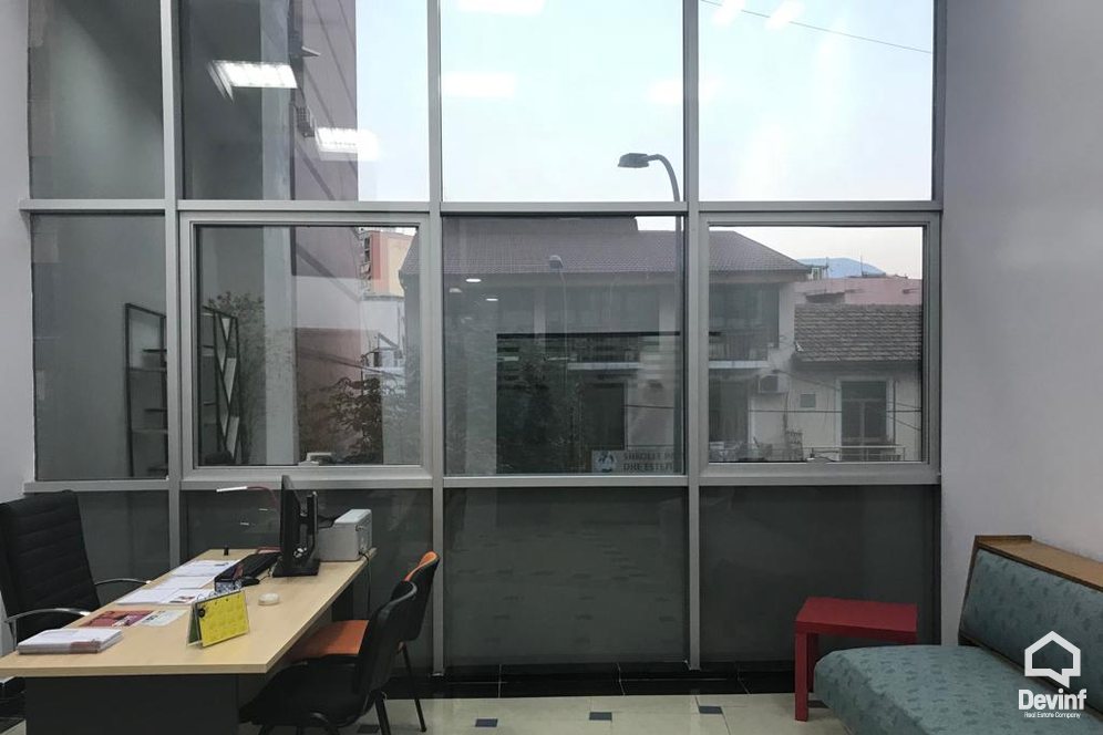 Tirane Shitje Zyre  Rruga e Barrikadave zyre qender biznesi