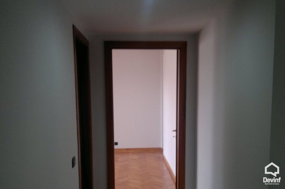 Tirane Shitje Apartament 3+1+G Apartament ne nje ndertim modern ne qender te Tiranes apartament
