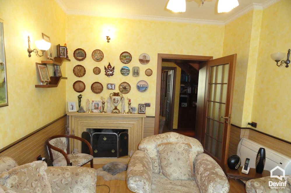 Tirane Shitje Apartament 3+1+G Apartament ne zonen e Bllokut apartament