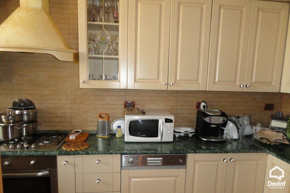 Tirane Shitje Apartament 3+1+G Apartament ne zonen e Bllokut apartament