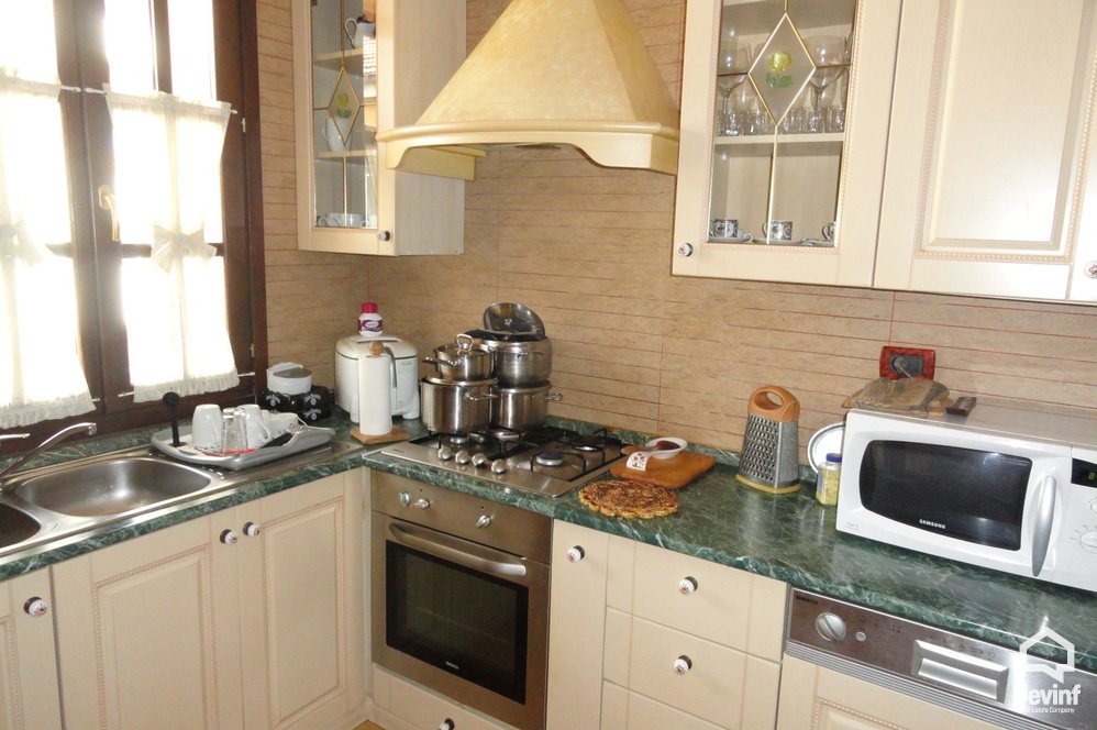 Tirane Shitje Apartament 3+1+G Apartament ne zonen e Bllokut apartament