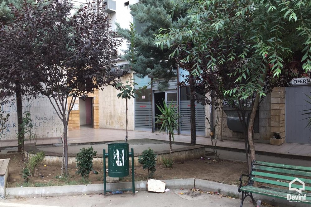 Tirane Shitje Dyqan  Bulevardi Bajram Curri, prane shkolles Hoteleri-Turizem apartament