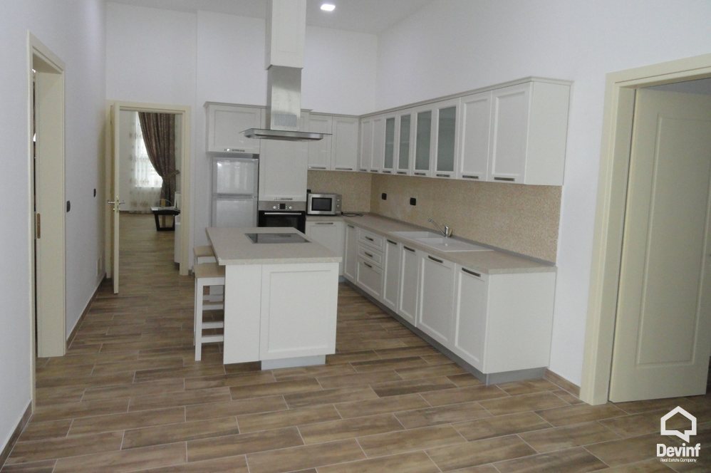 Tirane Shitje Vile Me shume se 4 dhoma Vila ne nje kompleks rezidencial vilash ne periferi te Tiranes kompleks rezidencial
