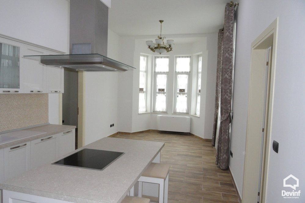 Tirane Shitje Vile Me shume se 4 dhoma Vila ne nje kompleks rezidencial vilash ne periferi te Tiranes kompleks rezidencial