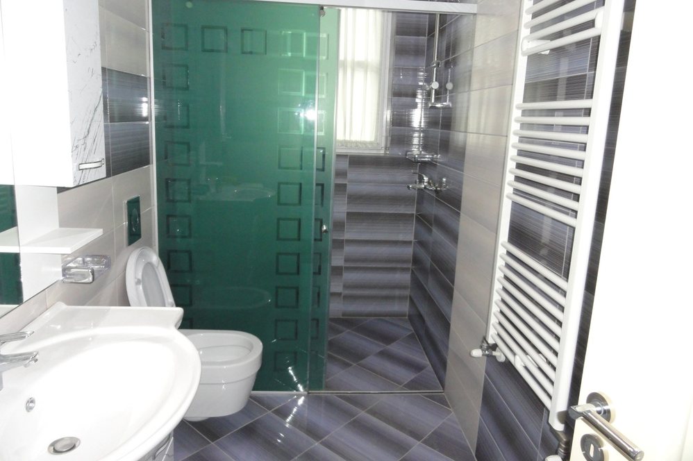 Tirane Shitje Vile Me shume se 4 dhoma Vila ne nje kompleks rezidencial vilash ne periferi te Tiranes kompleks rezidencial