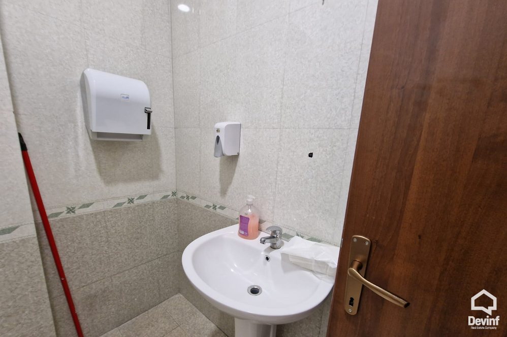 Tirane Qera Zyre  Zyre ne Rrugen e Dibres, prane 9 katesheve zyre call center