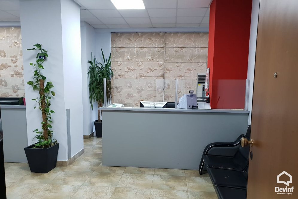 Ne Shitje Zyre  Rruga e Dibres, prane 9 katesheve Tirane