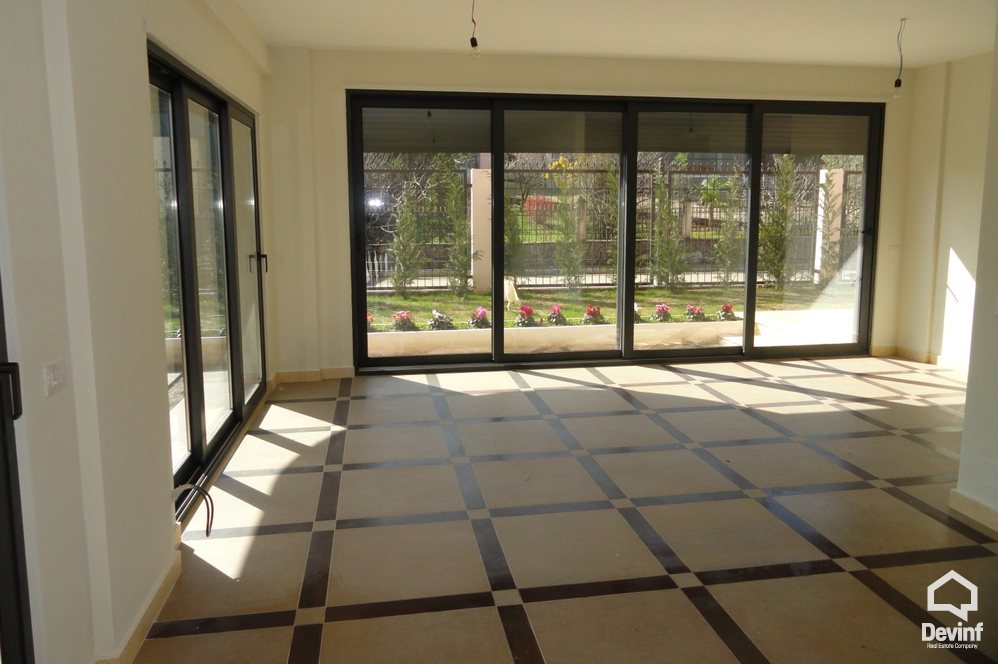 Tirane For Sale Villa 4+1+A New villa near the artificial lake of Tirana Residential Complex