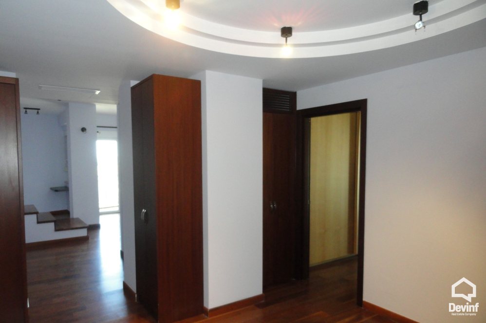 Tirane For Sale Apartment 3+1+G The building is located near the Artistic Lyceum, in Elbasani Street Apartment