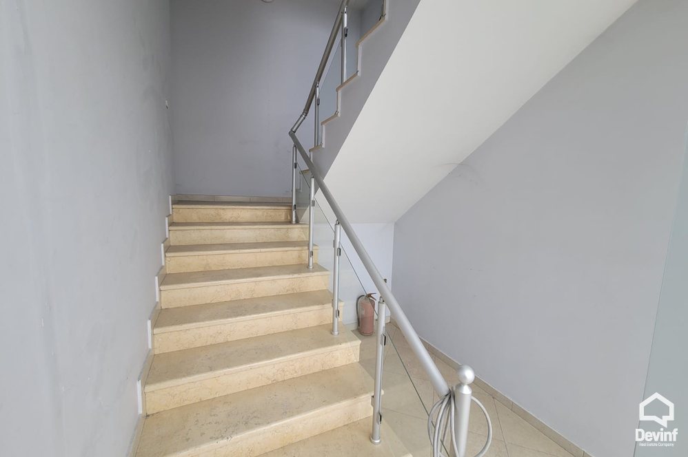 Tirane Qera Ndertese Multifunksionale  Objekt magazinimi/ekspozite prane Qendres Tregtare TEG magazine klinike spitalore ndertese multifunksionale toke bujqesore prodhim show room