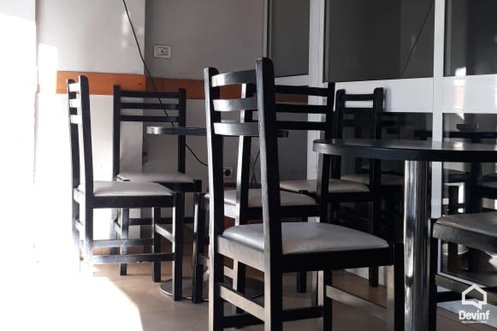 Tirane Qera Dyqan  Rruga Muhamet Gjollesha, prane Zogut te Zi dyqan