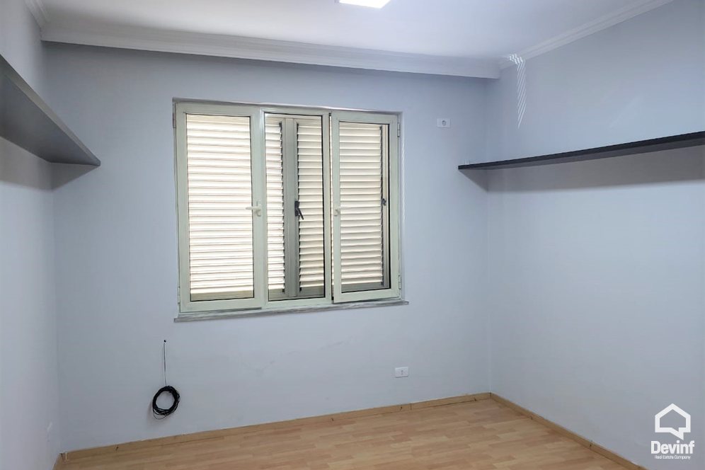 Tirane Qera Apartament 1+1+G Ne rrugen Myslym Shyri  apartament zyre