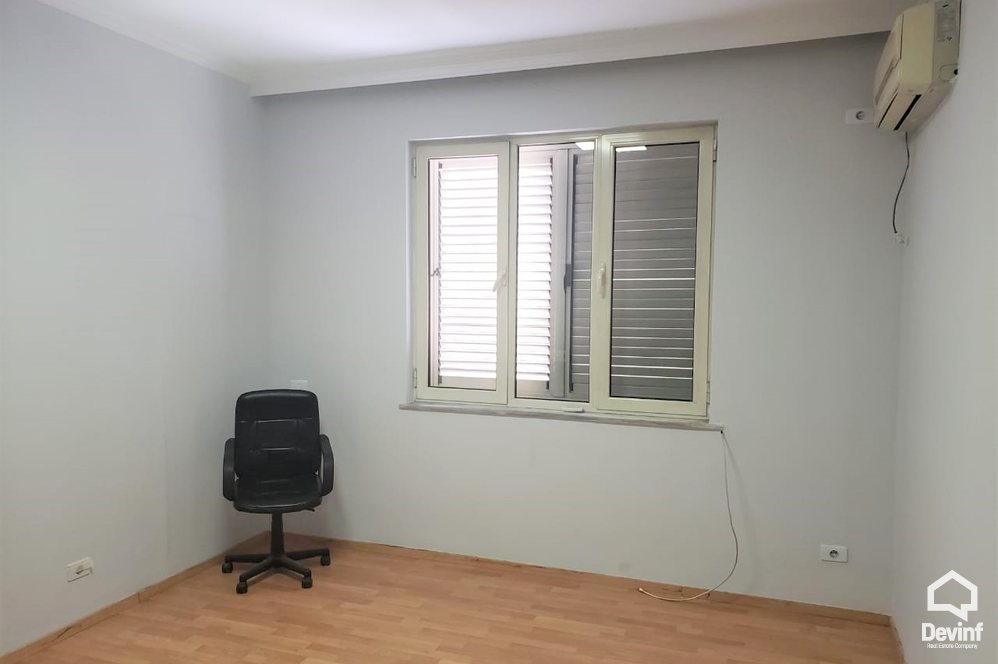Tirane Qera Apartament 1+1+G Ne rrugen Myslym Shyri  apartament zyre