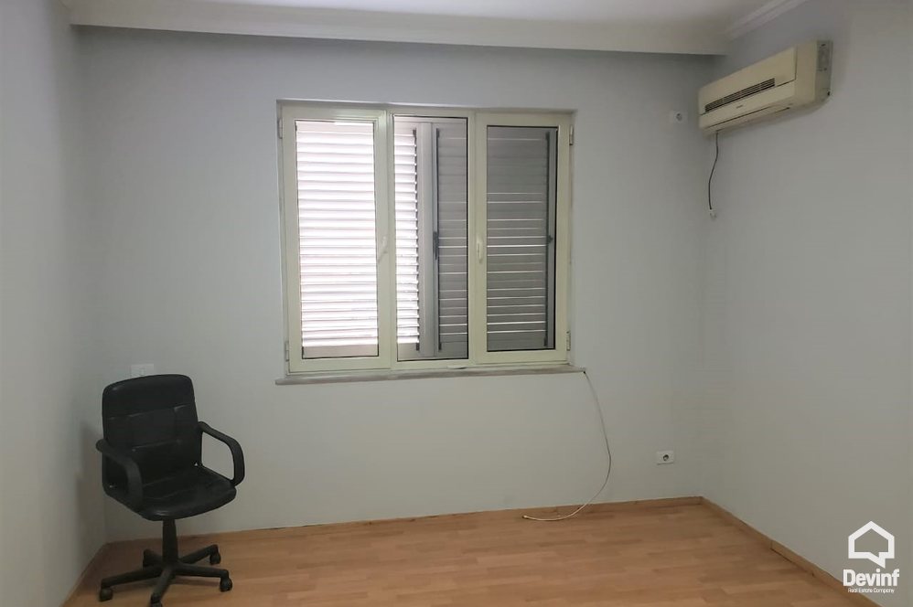 Tirane Qera Apartament 1+1+G Ne rrugen Myslym Shyri  apartament zyre