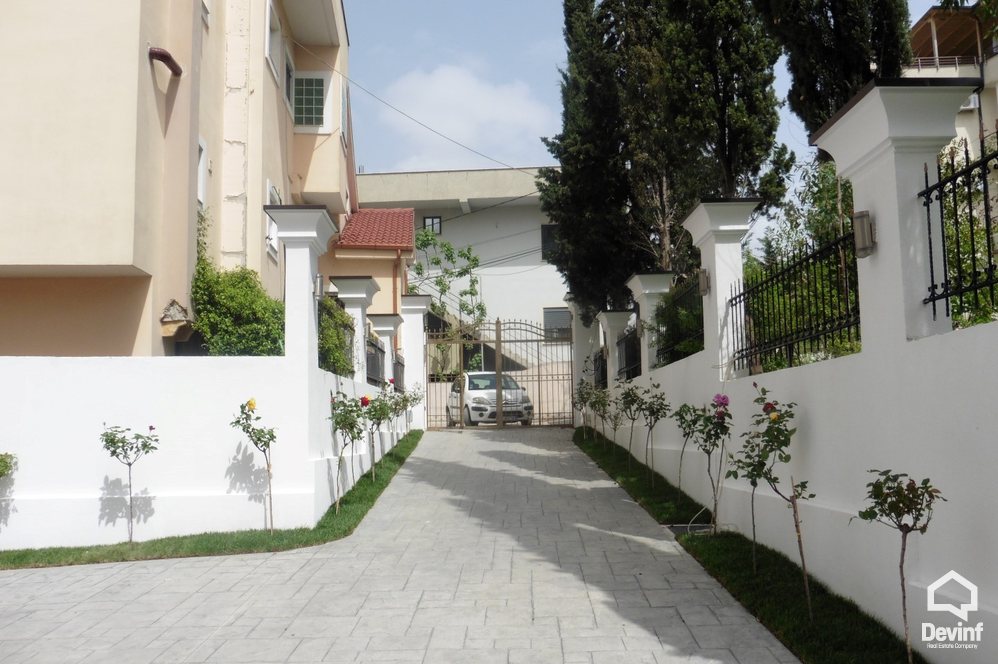 Tirane For Rent Apartment 3+1+G Close to Elbasan Street Apartment