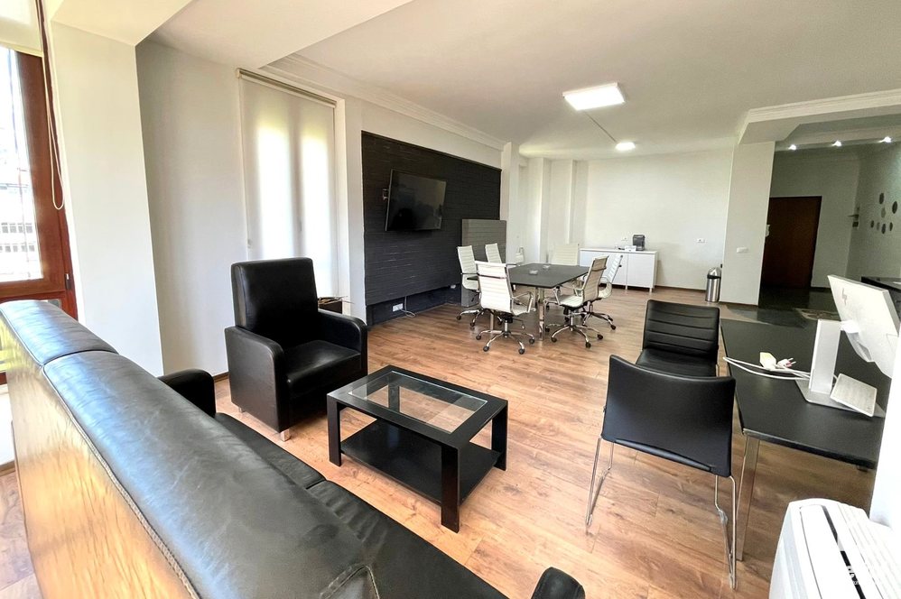 Tirane For Sale Apartment 2+1 In the Former Bllok, Tirane Apartment Office Booking/AirBnB