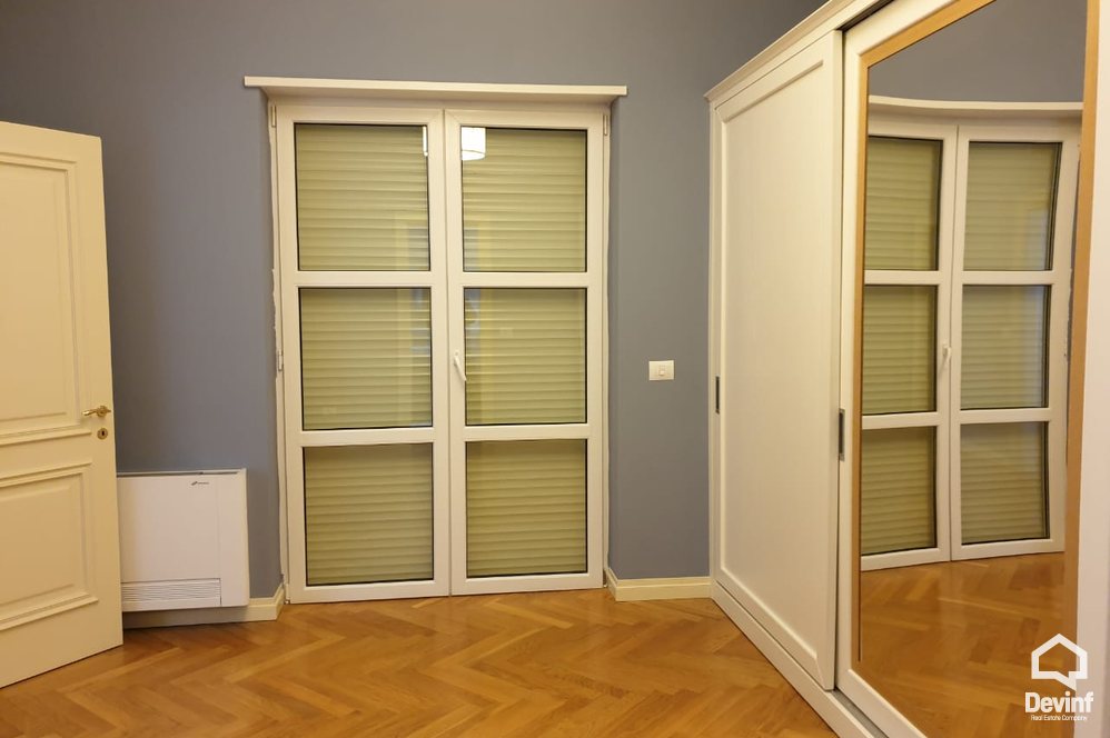 Tirane Qera Vile 4+1+G Vila ne zonen Rezidenciale prane TEG kompleks rezidencial