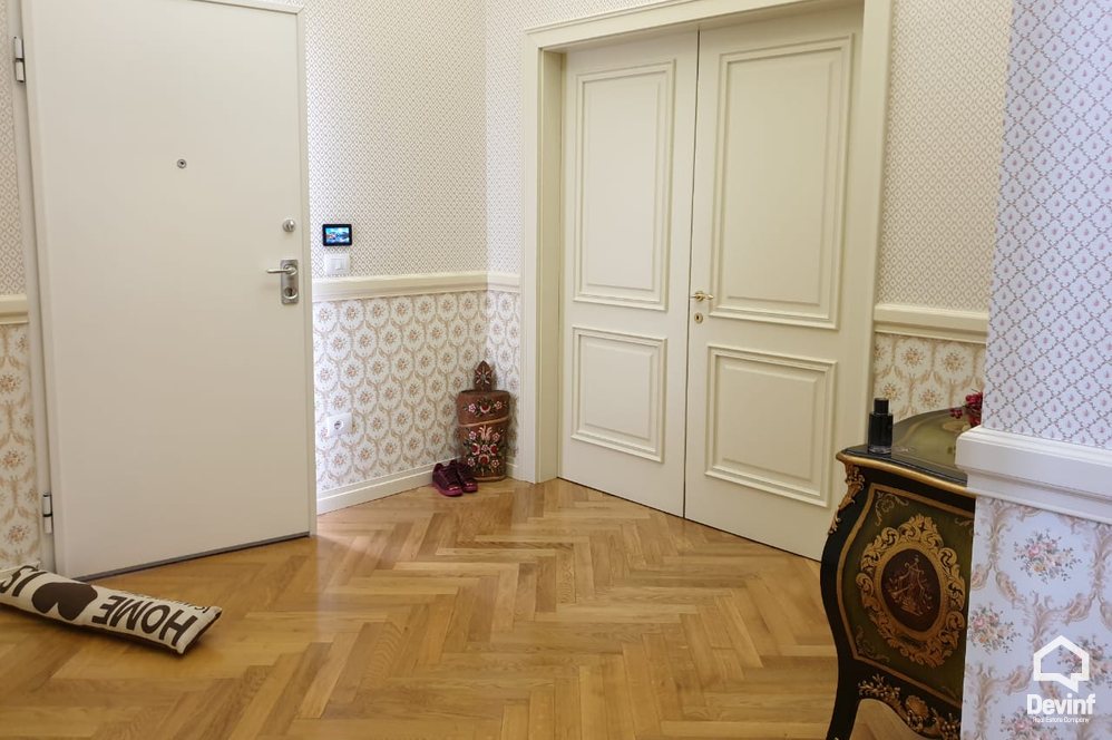 Tirane Qera Vile 4+1+G Vila ne zonen Rezidenciale prane TEG kompleks rezidencial