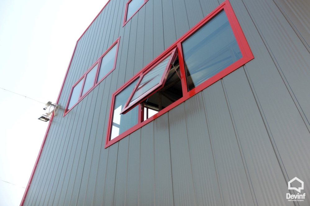 Tirane For Rent Warehouse  In Kombinat area Warehouse