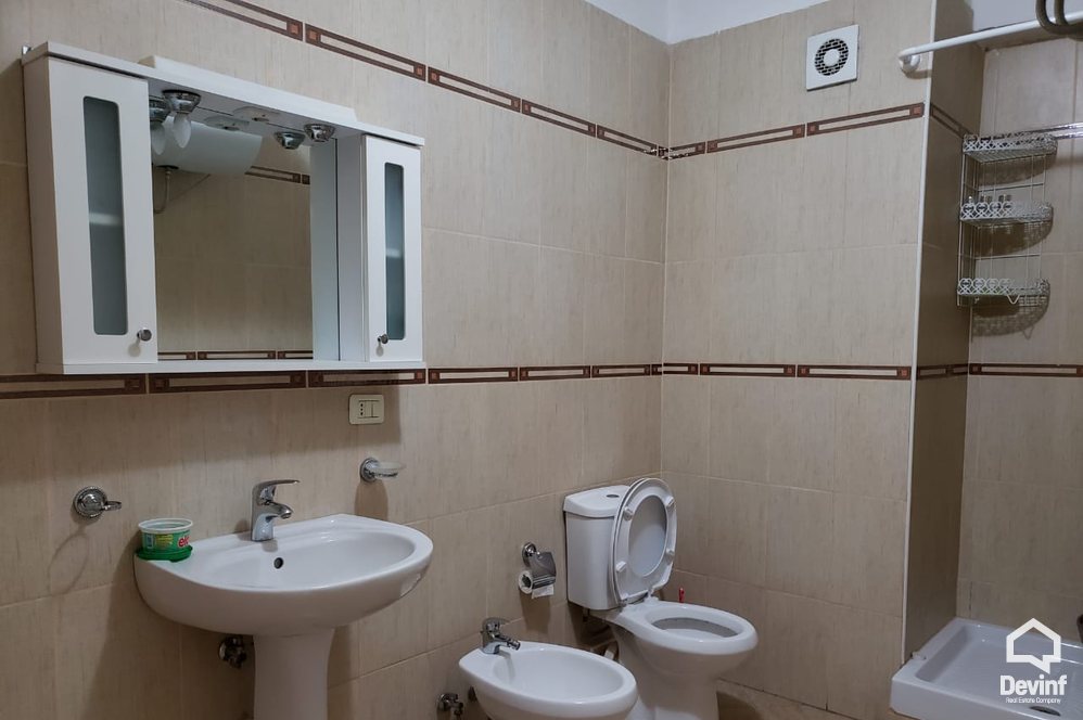 Tirane Shitje Apartament 2+1+A Rruga 5 Maji apartament