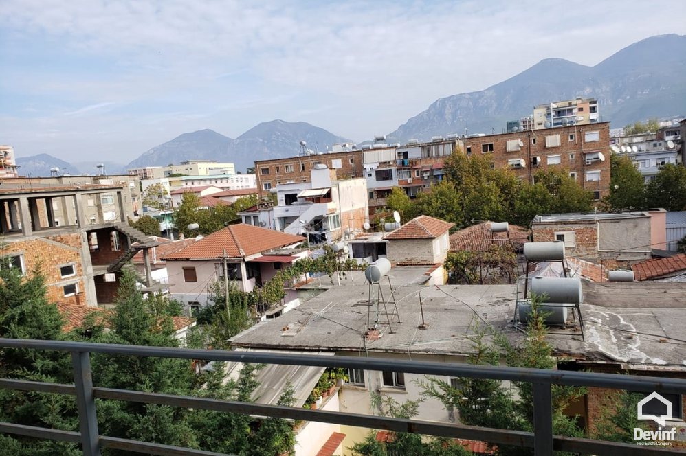 Tirane Qera Apartament 2+1+G Prane Gjimnazit Cajupi apartament
