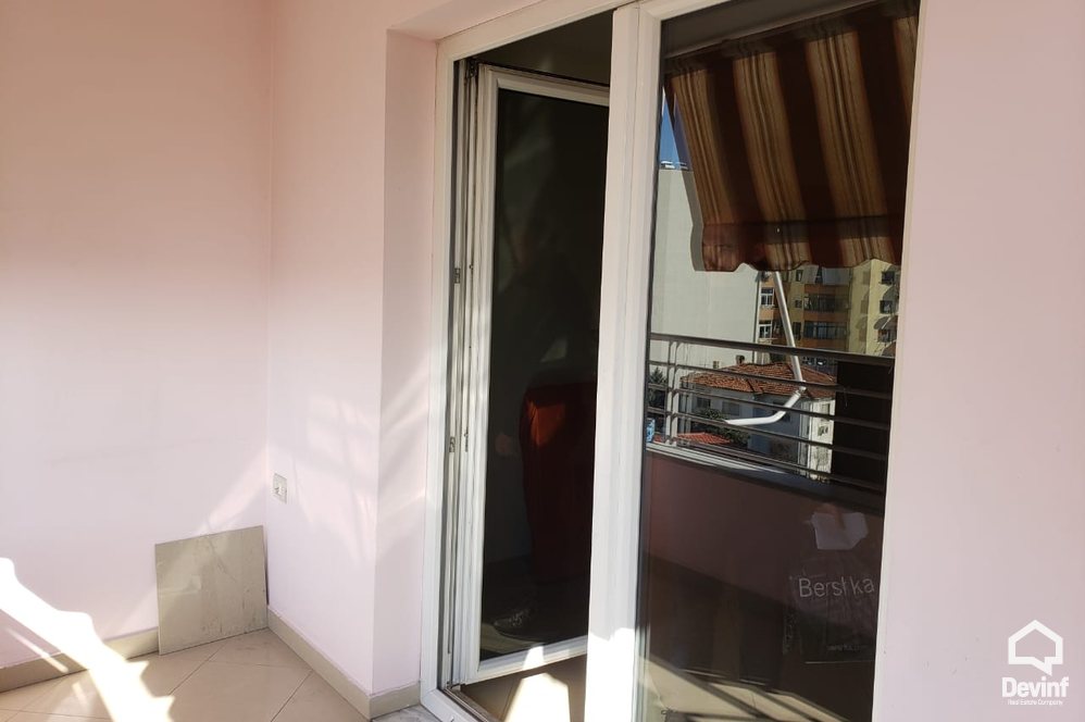 Tirane Shitje Apartament 1+1+A Prane Gjykate se Apelit apartament