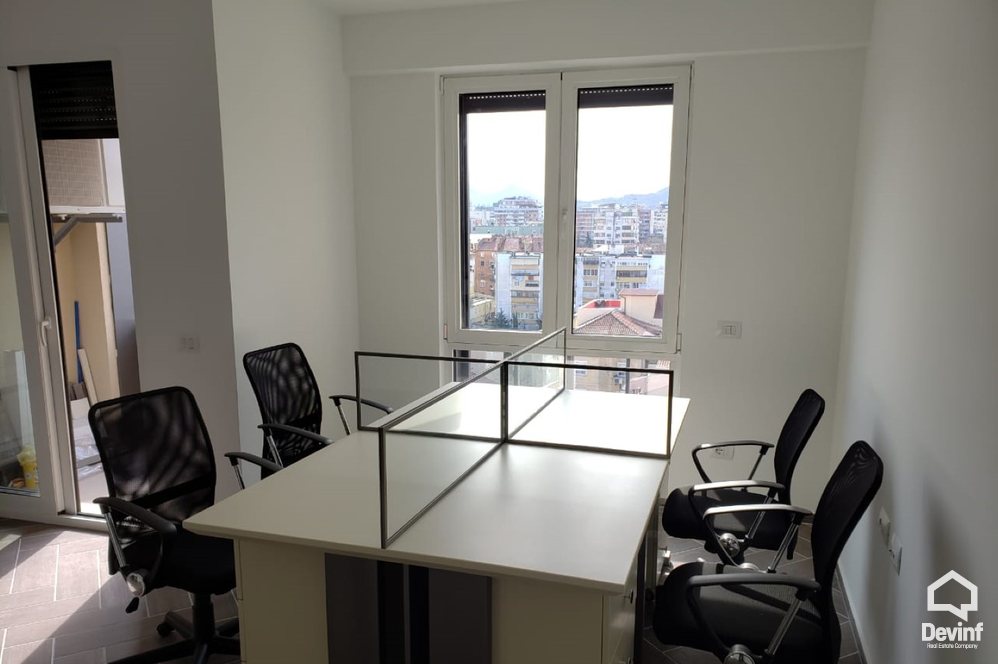 Tirane Qera Zyre 1+1+A Zyre ne Rr. Myslym Shyri zyre