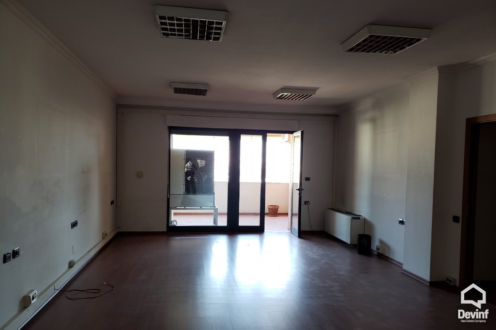 Tirane Qera Zyre  Zyre ne zonen e Bllokut zyre