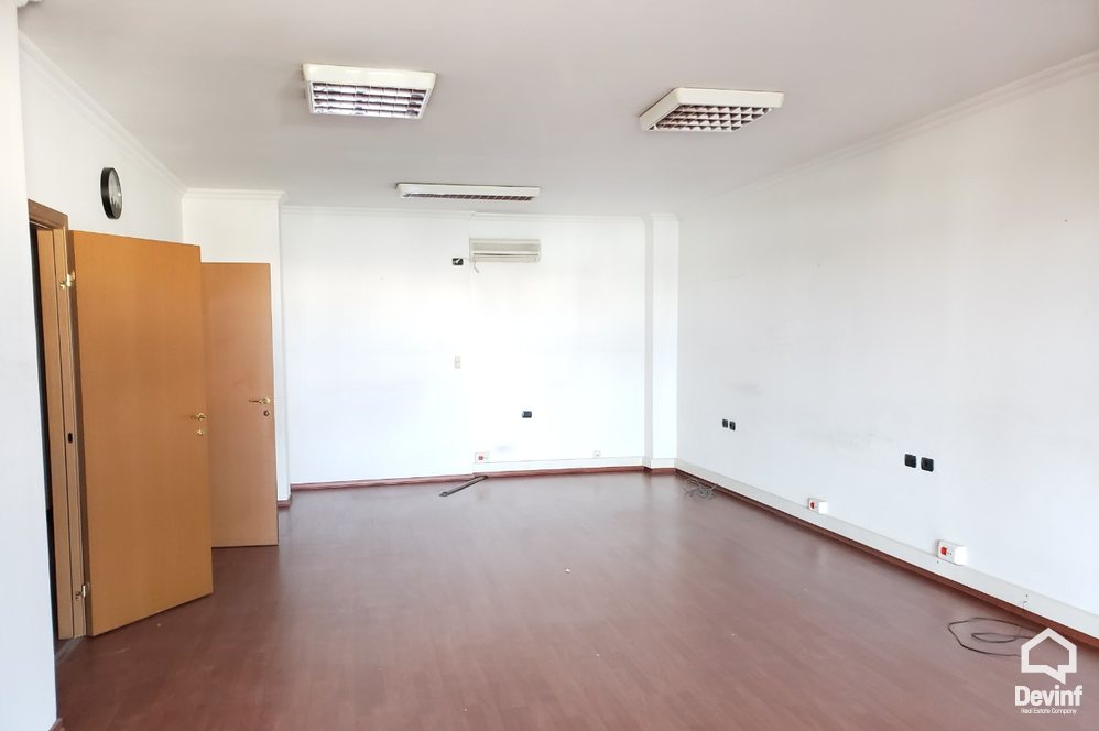 Tirane Qera Zyre  Zyre ne zonen e Bllokut zyre